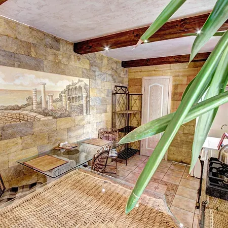 The - Pink Floyd - уединение без ограничений Apartment Odesa